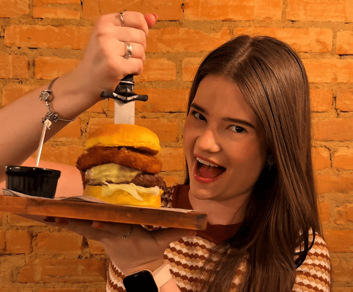 Arena Dog Burger